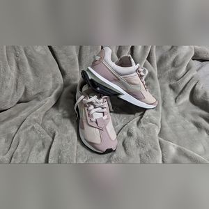 Nike Women's Air Max Pre-Venice/Grey Fog-Plum Fog-White Size 8.5 - DJ5407-500